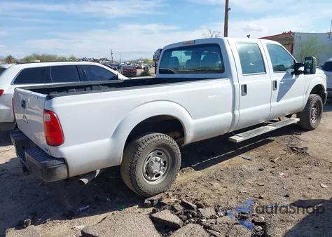 2011 Ford F-250 Xl z USA, uszkodzony, nr VIN 1FT7W2B62BEC98292